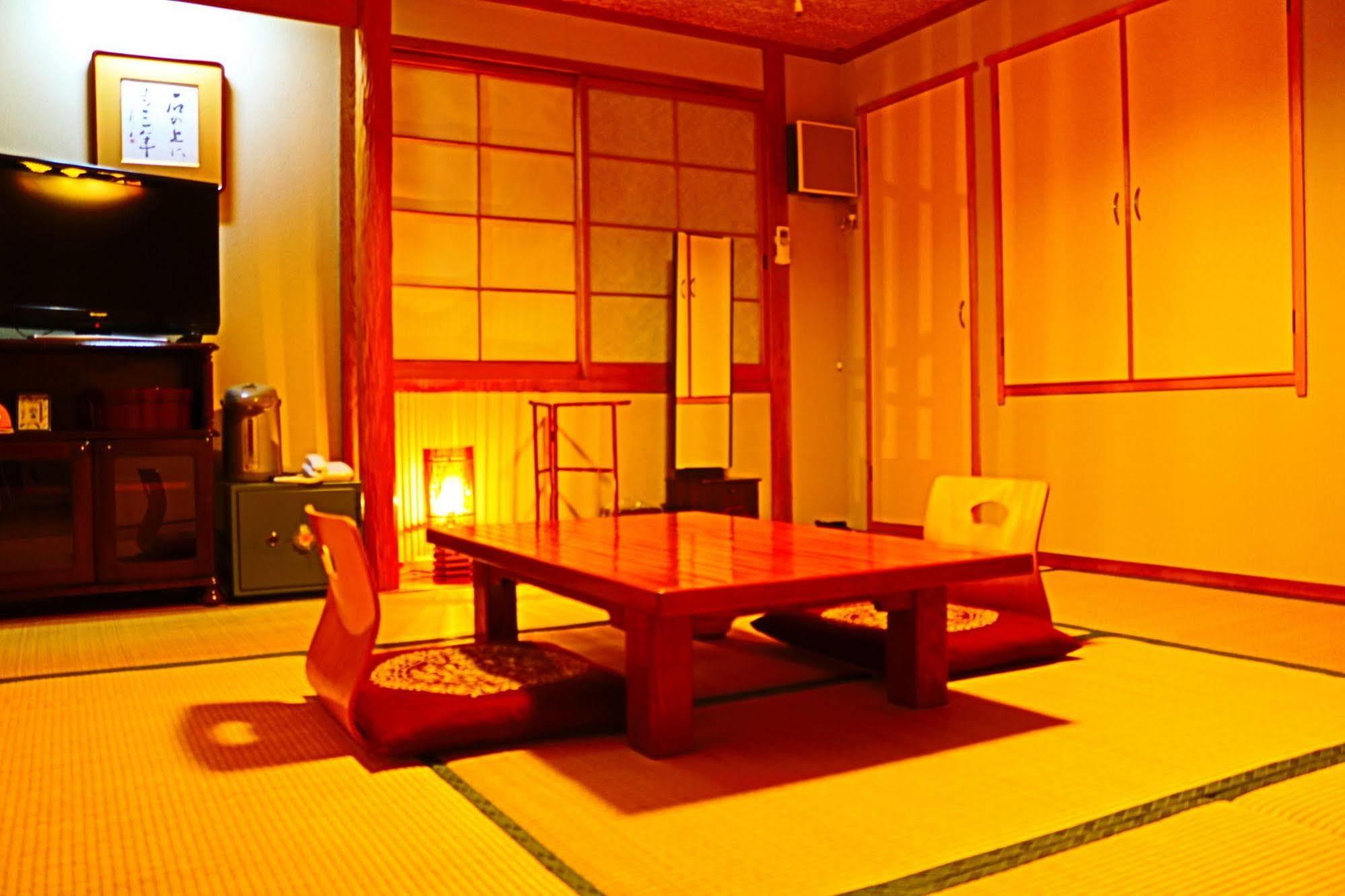 La Maison De David Yufu Exterior photo